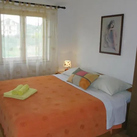 Mario- Two Bedroom With Garden View Apartament