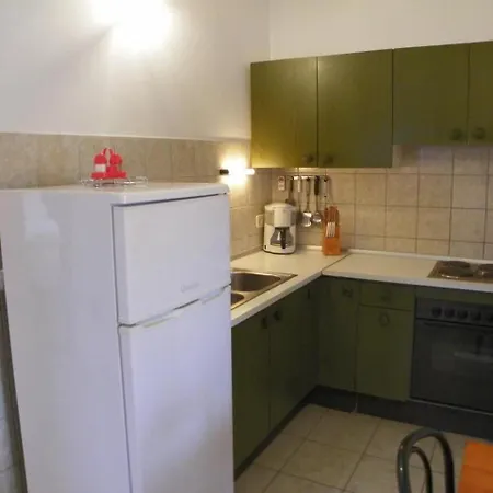 Mario- Two Bedroom With Garden View Apartament *